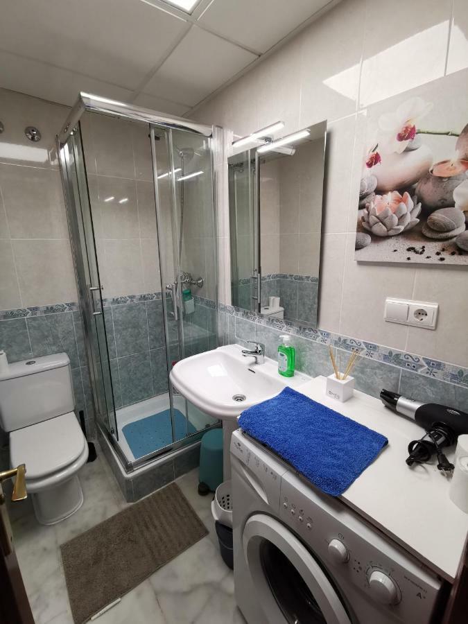 **** Genuar Apartments Malaga Center Zewnętrze zdjęcie